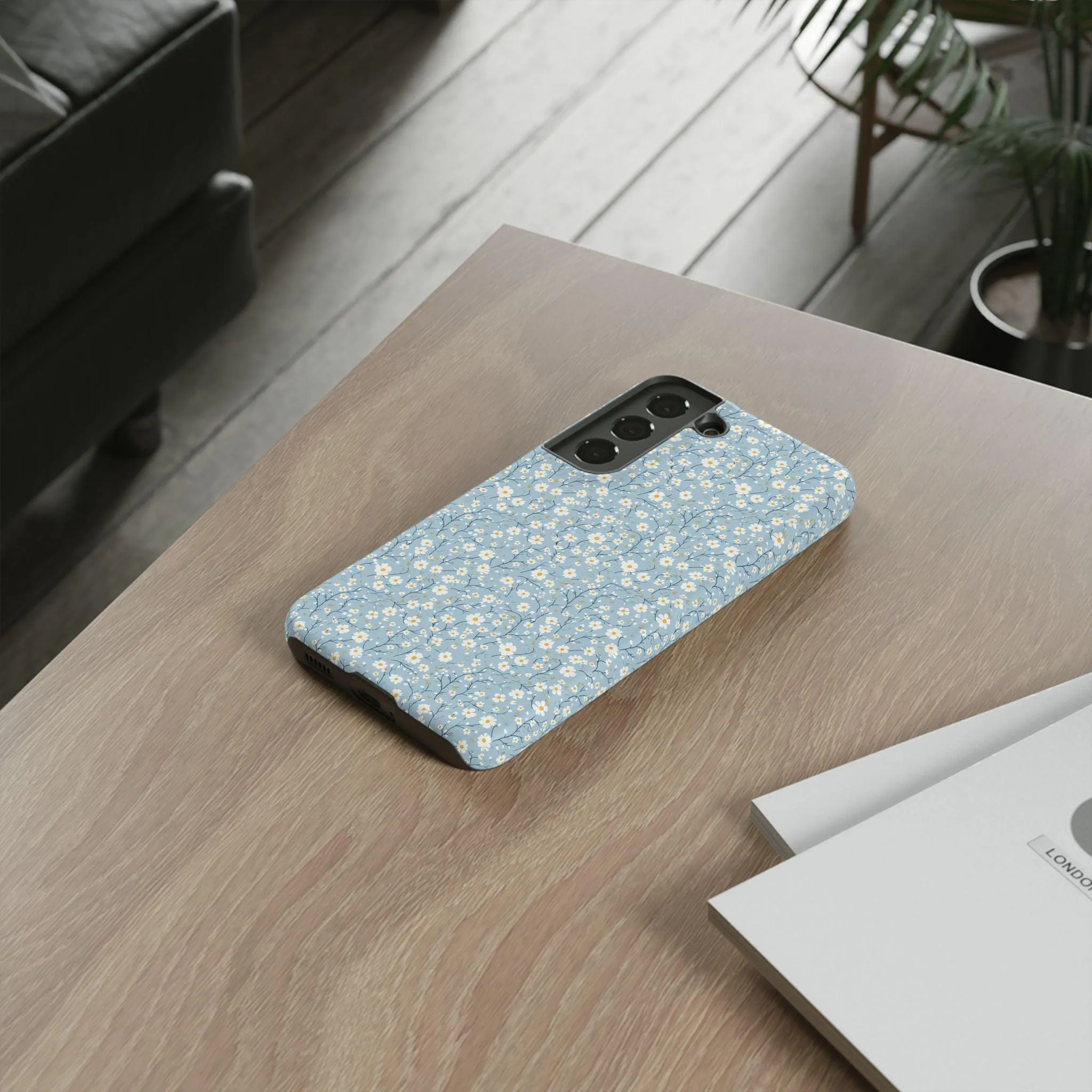 Floral Tough Case for iPhone – Durable & Stylish Phone Protection