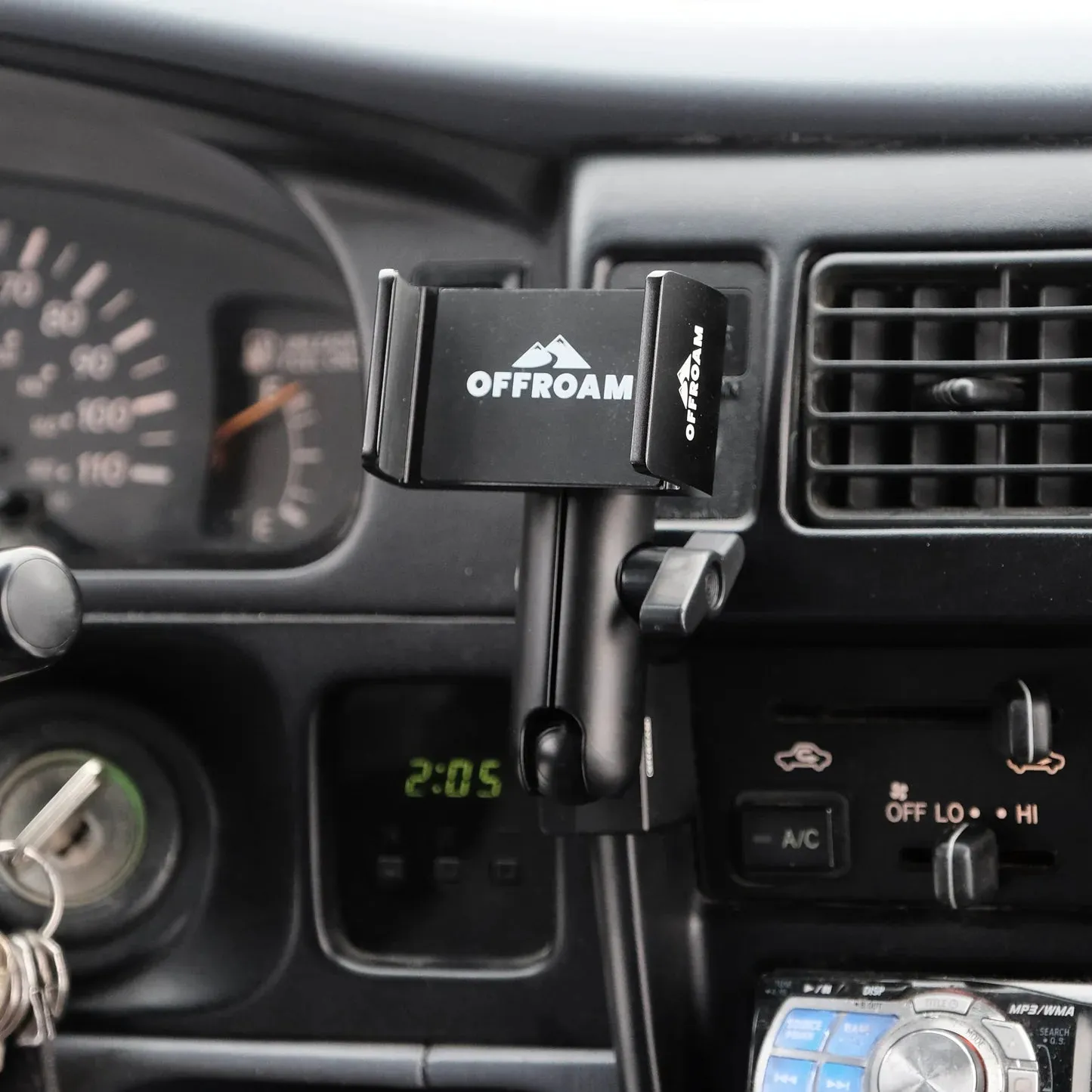 OFFROAM Toyota Tacoma (1996-2004) Phone Mount