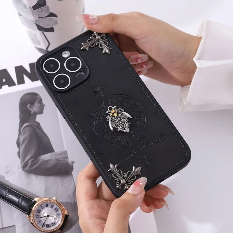 PU Leather Texture Skull Personality Trend Chrome Heart Phone Case For iPhone